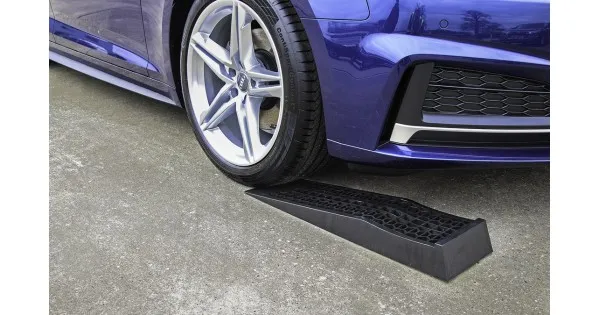 Car Lift MAXXHAUL 50516 4,400 Lb. Capacity Low Profile Car Ramps, 2-Count, Black ( Pack Of 1 Oil Change Ramps